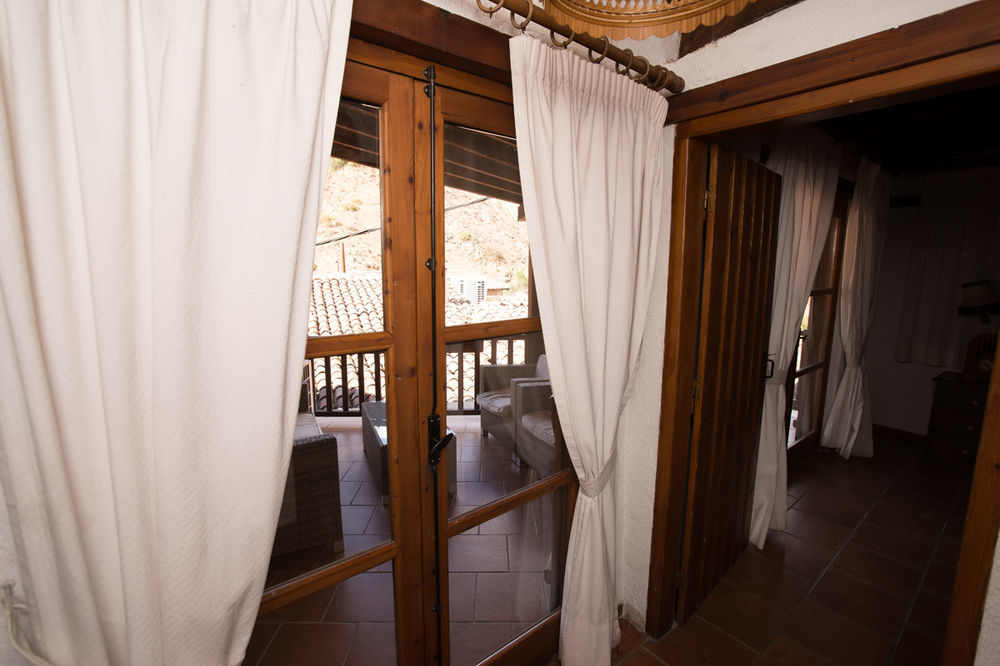 Linos Inn Kakopetria Ngoại thất bức ảnh