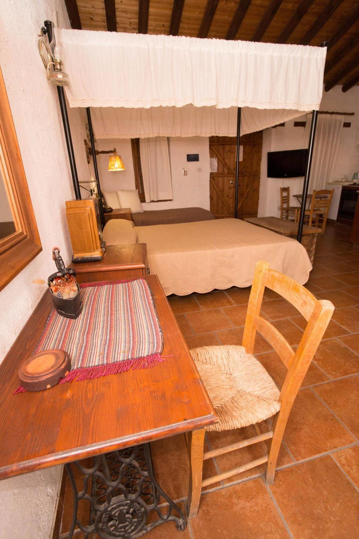 Linos Inn Kakopetria Ngoại thất bức ảnh